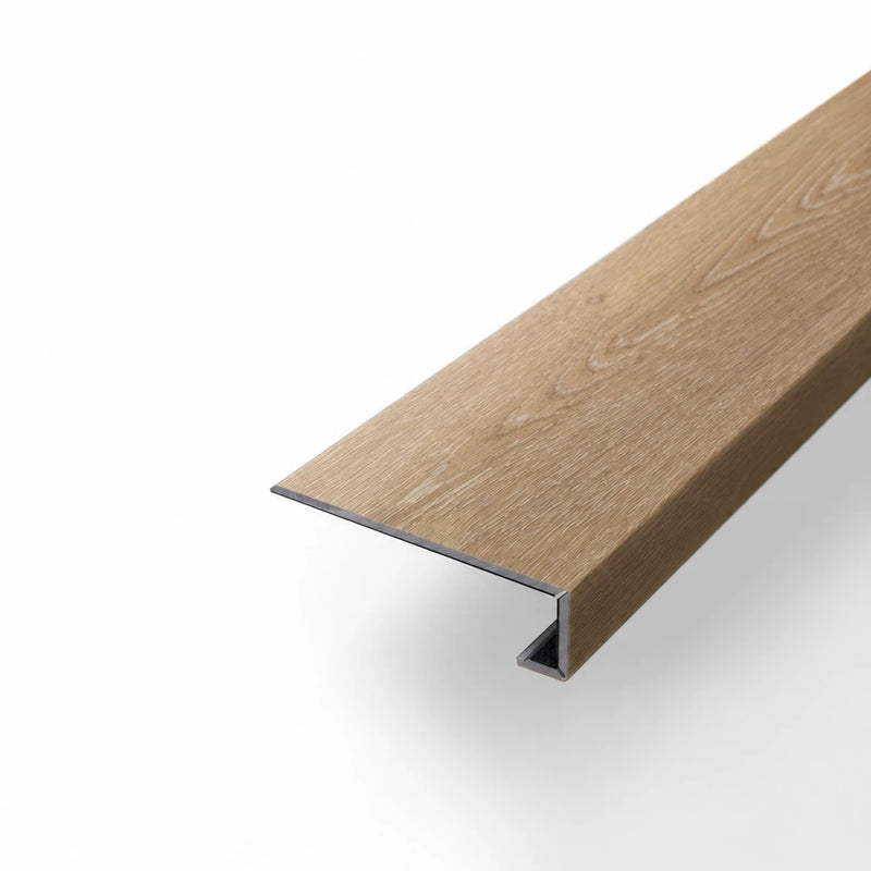 Signature TruePlank™  Square Nosing