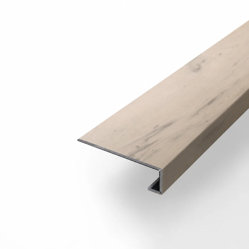 Signature TruePlank™  Square Nosing